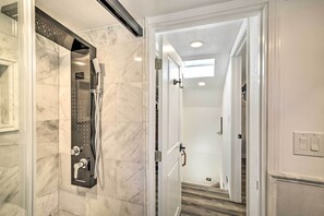 Bathroom - Mountain Homestead: Swim, Hike, & Camp On-site! (Los Gatos)