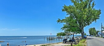 'isle Have Another' - 1 Block to Colonial Beach!