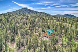 Exterior - Jefferson Cabin w/ Fire Pit & Sauna Near Hiking! (Jefferson)