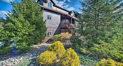 Hunter Mountain Ski Retreat - Steps to Lift!