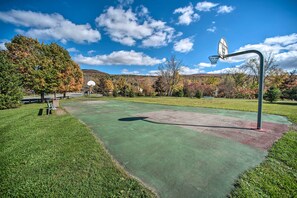 Apartment (1 Bedroom) | Interior - Hunter Mountain Ski Retreat - Steps to Lift! (Hunter)