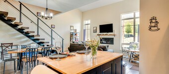 Steps to Conquest Ski Lift: Granby Home w/ Grill