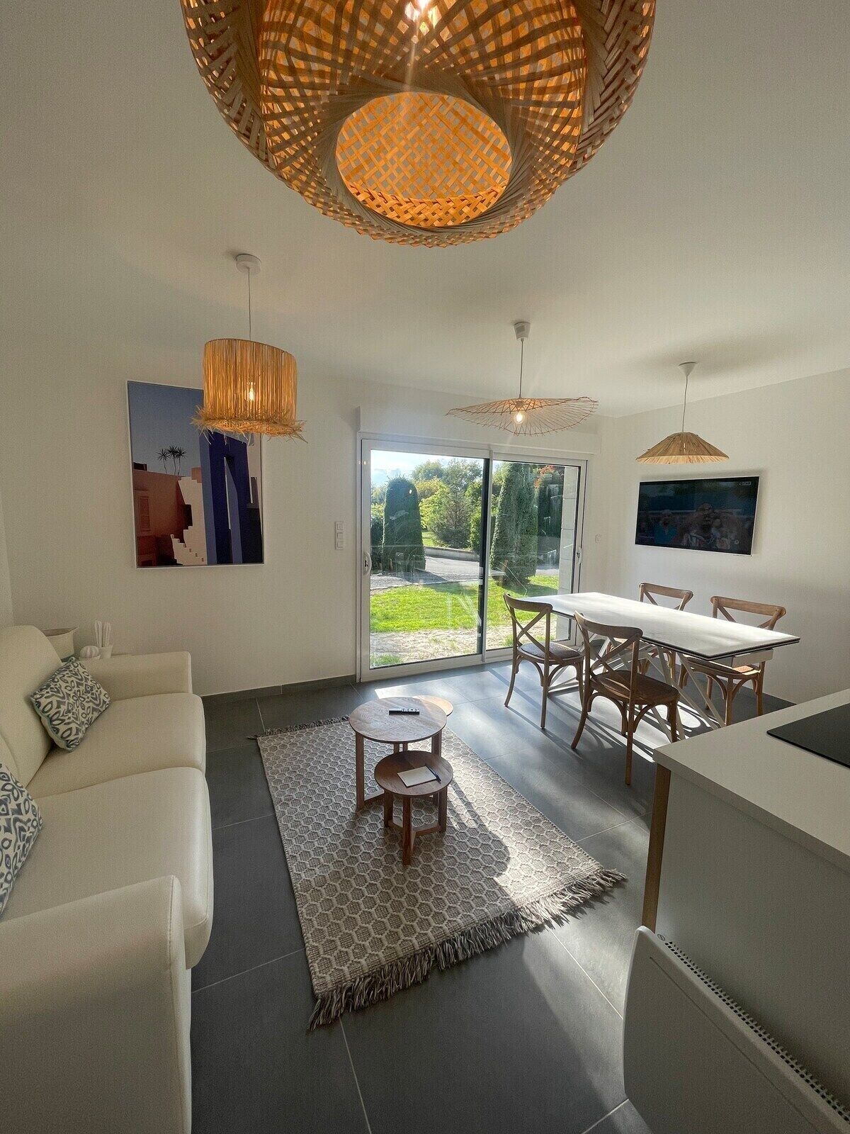 Wohnzimmer / Lounge