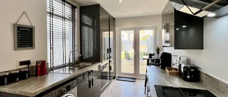 Casa de ciudad familiar | Cocina privada | Tetera eléctrica