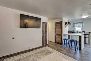 Cottage (2 Bedrooms) | Interior - Cottage w/ Patio & Grill - 25 Min to Taos Valley! (El Prado)