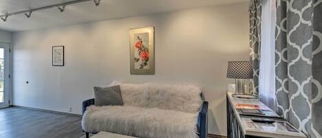 Cottage (2 Bedrooms) | Interior