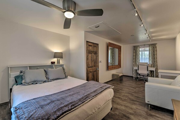 Cottage (2 Bedrooms) | Interior - Cottage w/ Patio & Grill - 25 Min to Taos Valley! (El Prado)