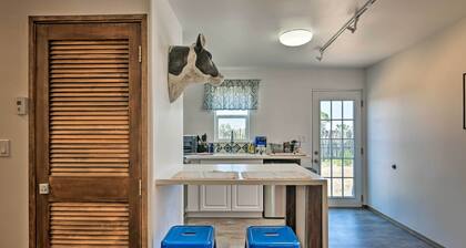 Cottage w/ Patio & Grill - 25 Min to Taos Valley!