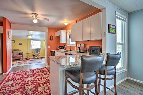 House (2 Bedrooms) | Interior