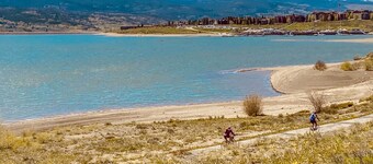 Walk to Frisco Main St: Townhome Steps to Trail!