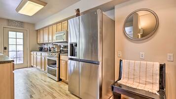 Apartment (1 Bedroom) | Interior