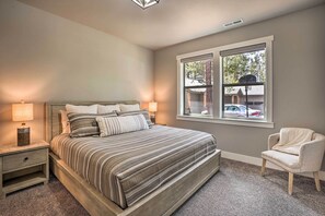 House (3 Bedrooms) | Interior - Northwest Sunriver Getaway w/ Community Amenities! (Bend)