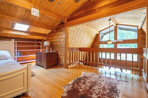 4 chambres, fer et planche à repasser, Wi-Fi, literie fournie