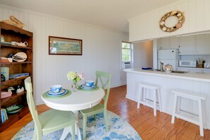 Dining - Waterfront Crystal Coast Vacation Rental w/ Deck! (Marshallberg)