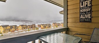Walk to Ski Lift: Mtn-view Granby Ranch Condo