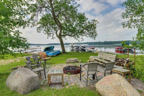 Remote Retreat: Cozy Home w/ Big Pine Lake Access!