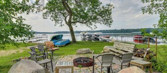 Remote Retreat: Cozy Home w/ Big Pine Lake Access!