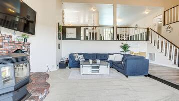 House (4 Bedrooms) | Interior