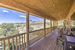 Interior - Rio Grande National Forest Cabin: Views & Hot Tub (Del Norte)