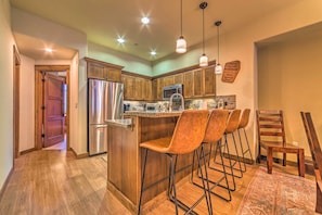 Apartment (3 Bedrooms) | Interior - Central Mammoth Lakes Townhome ~ 1 Mi to Slopes (Mammoth Lakes)