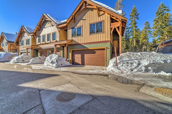 Interior - Central Mammoth Lakes Townhome ~ 1 Mi to Slopes (Mammoth Lakes)