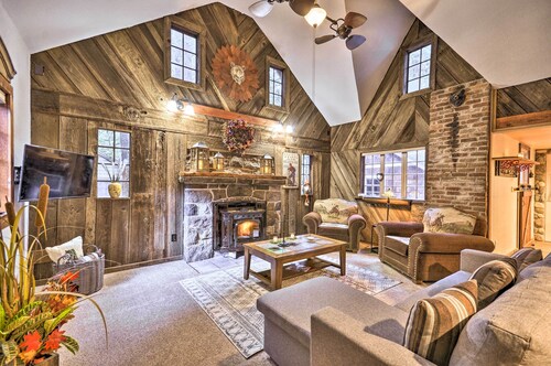 Walk to Zigzag River: The Sundance Cottage