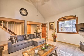 Cottage (3 Bedrooms) | Interior - Walk to Zigzag River: The Sundance Cottage (Rhododendron)