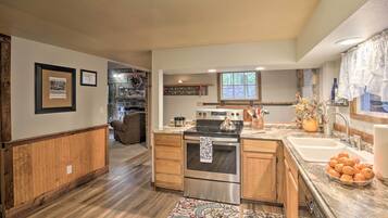 Cottage (3 Bedrooms) | Interior