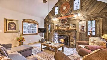 Cottage (3 Bedrooms) | Interior