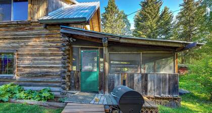 Historic Century-old Cabin in Downtown Hope