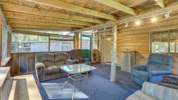 Apartment (0 Bedroom) | Bahagian dalam