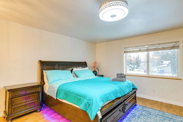 House (4 Bedrooms) | Interior