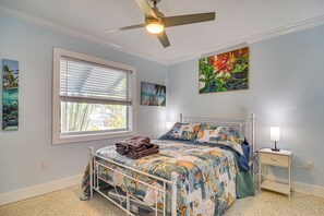 Apartment (2 Bedrooms) | Interior - Indian Rocks Beach Retreat, Walk to Gulf & Beaches (Indian Rocks Beach)