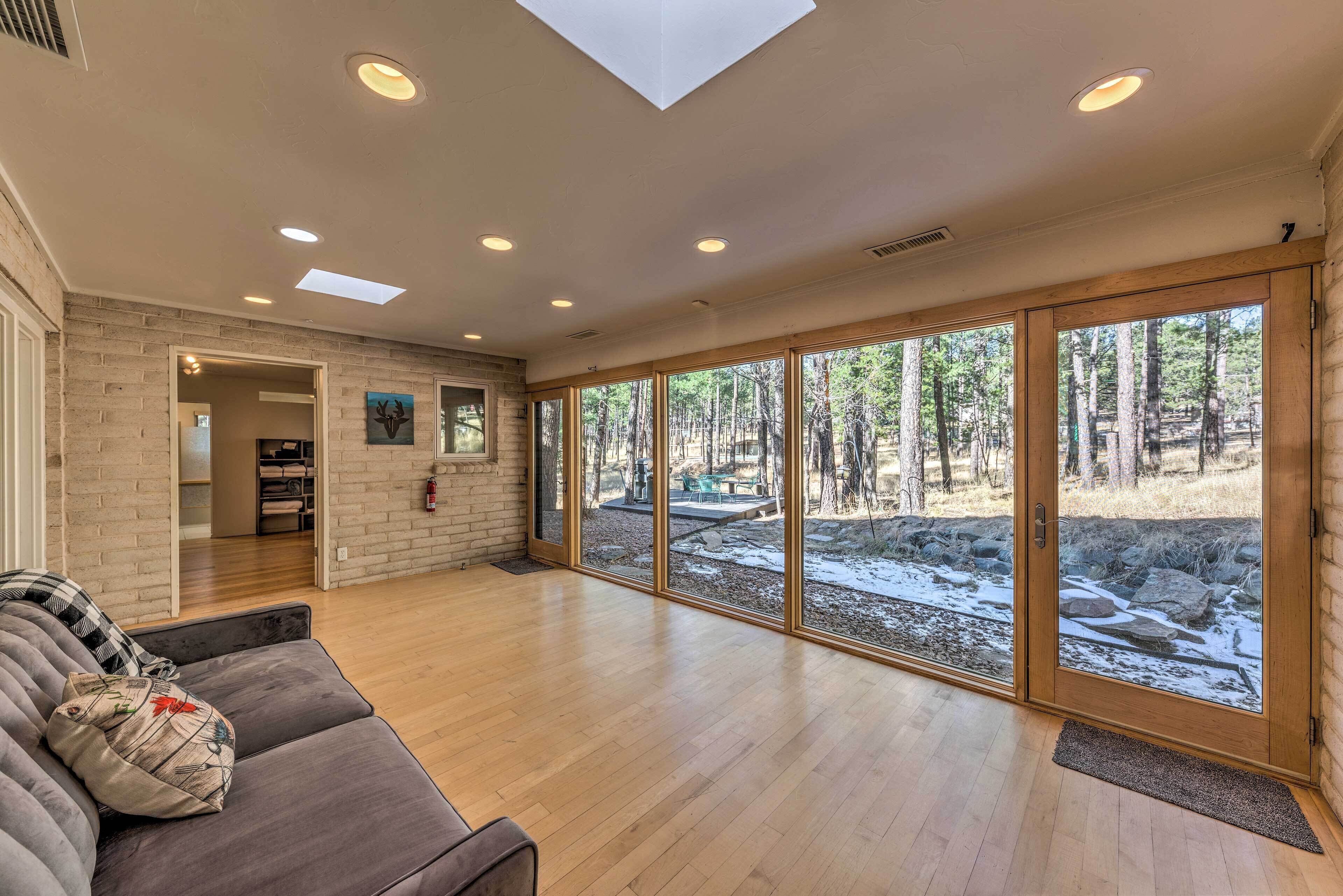 Cottage (2 Bedrooms) | Interior