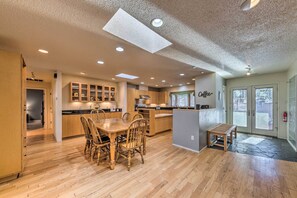 Cottage (2 Bedrooms) | Intérieur