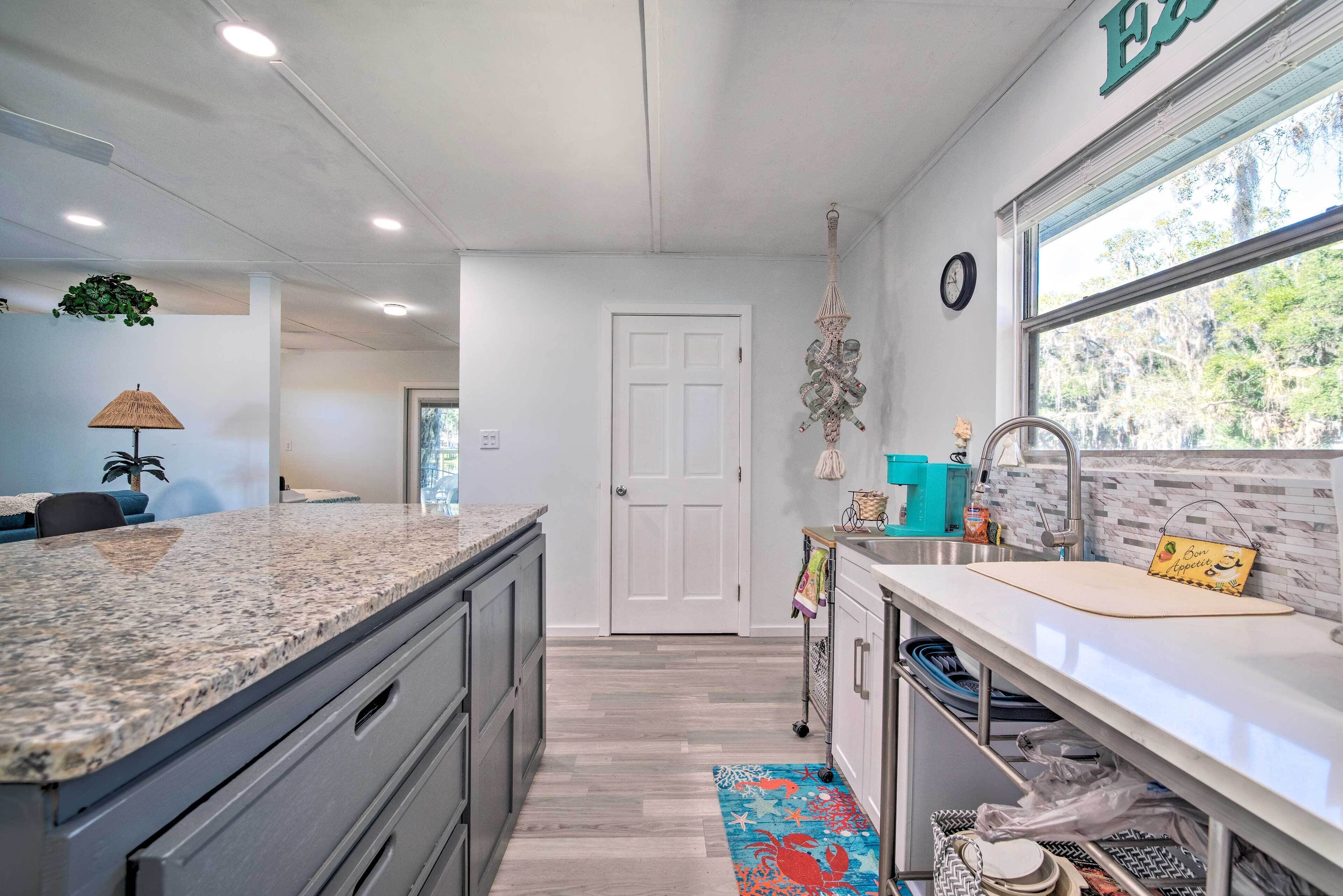 Apartment (0 Bedroom) | Interior