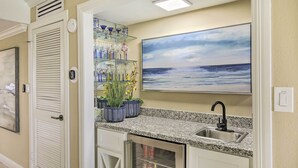 Unclassified image, 2 of 30, button - South Padre Island Apt w/ Beach & Pool Access (South Padre Island)