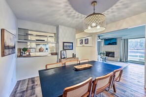 Interior - Waterfront Home w/ Dock > 3 Mi to Oaklawn Racing! (Hot Springs)