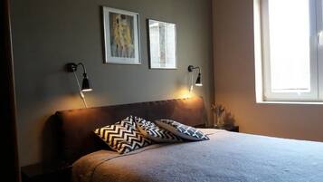 2 makuuhuonetta, silitysrauta/-lauta, Wi-Fi, vuodevaatteet