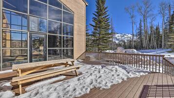 Apartment (0 Bedroom) | Interior