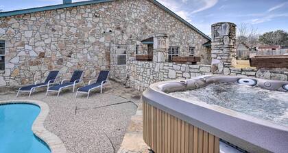 San Antonio Retreat w/ Fenced Pool, Near Seaworld
