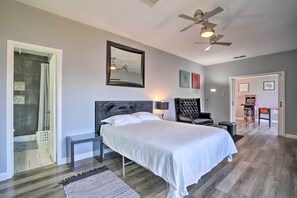 House (4 Bedrooms) | Interior - San Antonio Retreat w/ Fenced Pool, Near Seaworld (San Antonio)