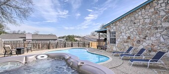 씨월드 근처, 수영장이 있는 샌 안토니오 휴식처!