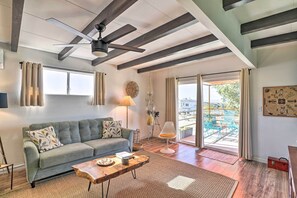 House (3 Bedrooms) | Interior - Pet-friendly Home w/ Patios & Private Hot Tub! (Twentynine Palms)
