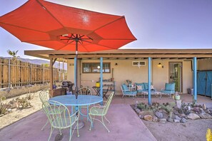 House (3 Bedrooms) | Interior - Pet-friendly Home w/ Patios & Private Hot Tub! (Twentynine Palms)