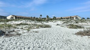 Unclassified image, 3 of 42, button - St Augustine Beach Condo w/ Beach Access! (St. Augustine)