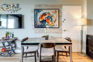 Apartment (1 Bedroom) | Interior