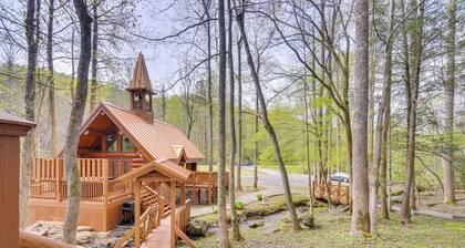 Private Hot Tub: Lovely Cabin in Gatlinburg!