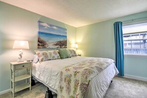 Apartment (2 Bedrooms) | Interior - Coastal N Myrtle Beach Condo ~ 2 Mi to Ocean (North Myrtle Beach)