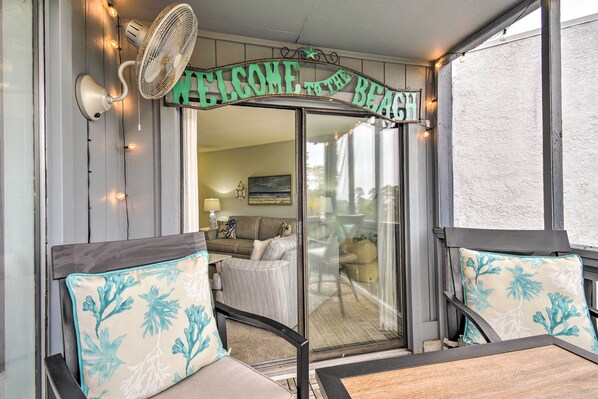 Apartment (2 Bedrooms) | Interior - Coastal N Myrtle Beach Condo ~ 2 Mi to Ocean (North Myrtle Beach)